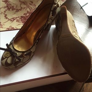 Coach size 8 dress shoes